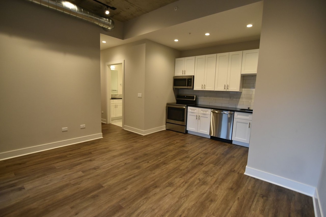 3817 45 N. BROADWAY St. #3833-317 - Photo 3 of 25