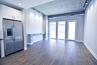 3817 45 N. BROADWAY St. - Photo 1 of 1