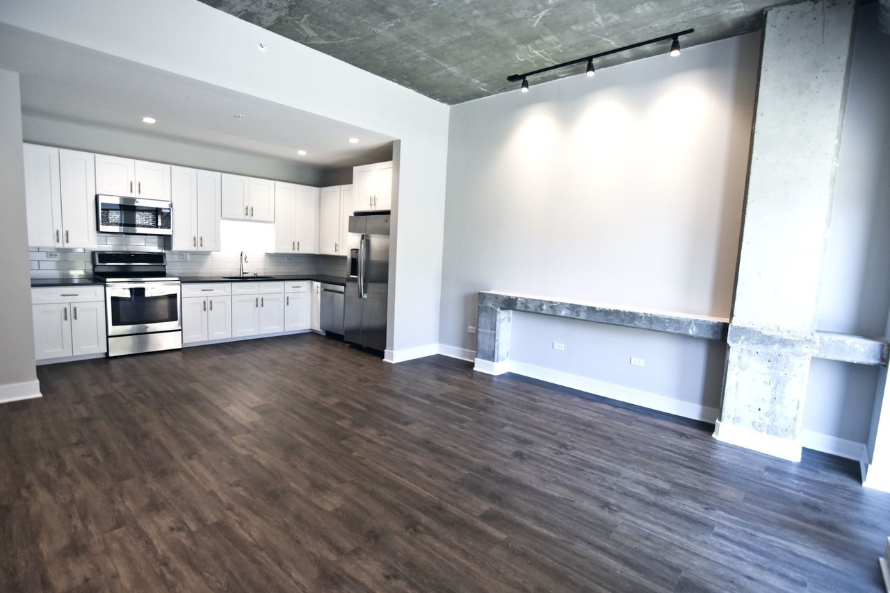 3817 45 N. BROADWAY St. #3833-219 - Photo 3 of 18