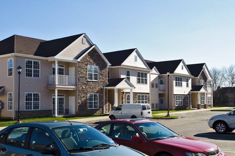 21 Lasatta Ave - Photo 4 of 5