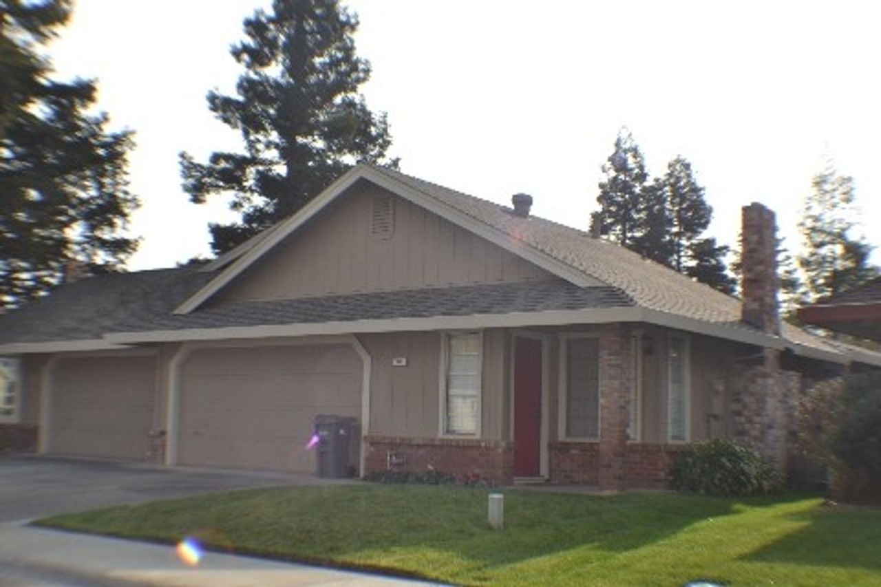 905 Notre Dame Dr - Photo 2 of 5