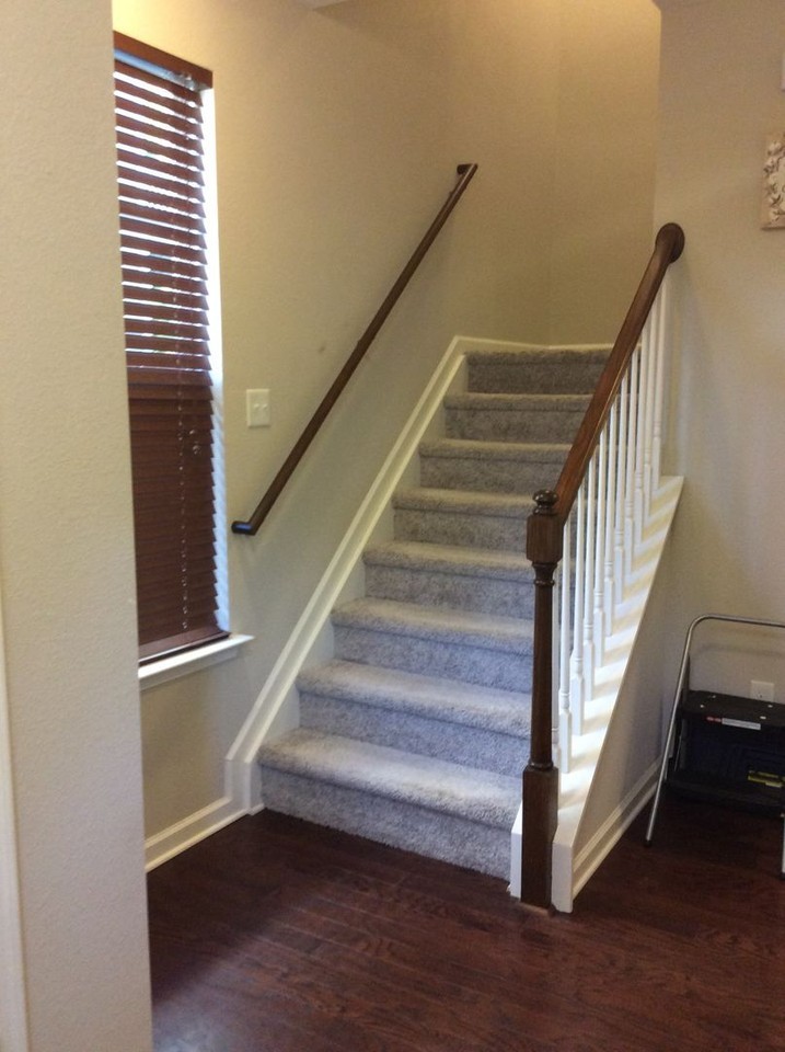 401 Prosperity Ct - Photo 3 of 17