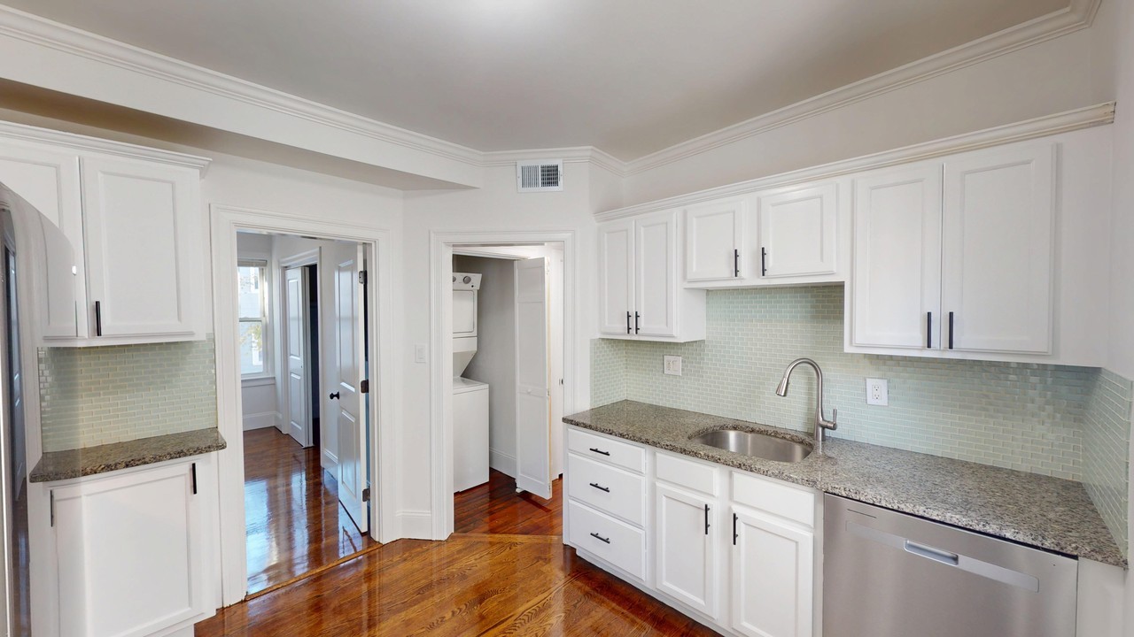 47 Iffley Rd #2