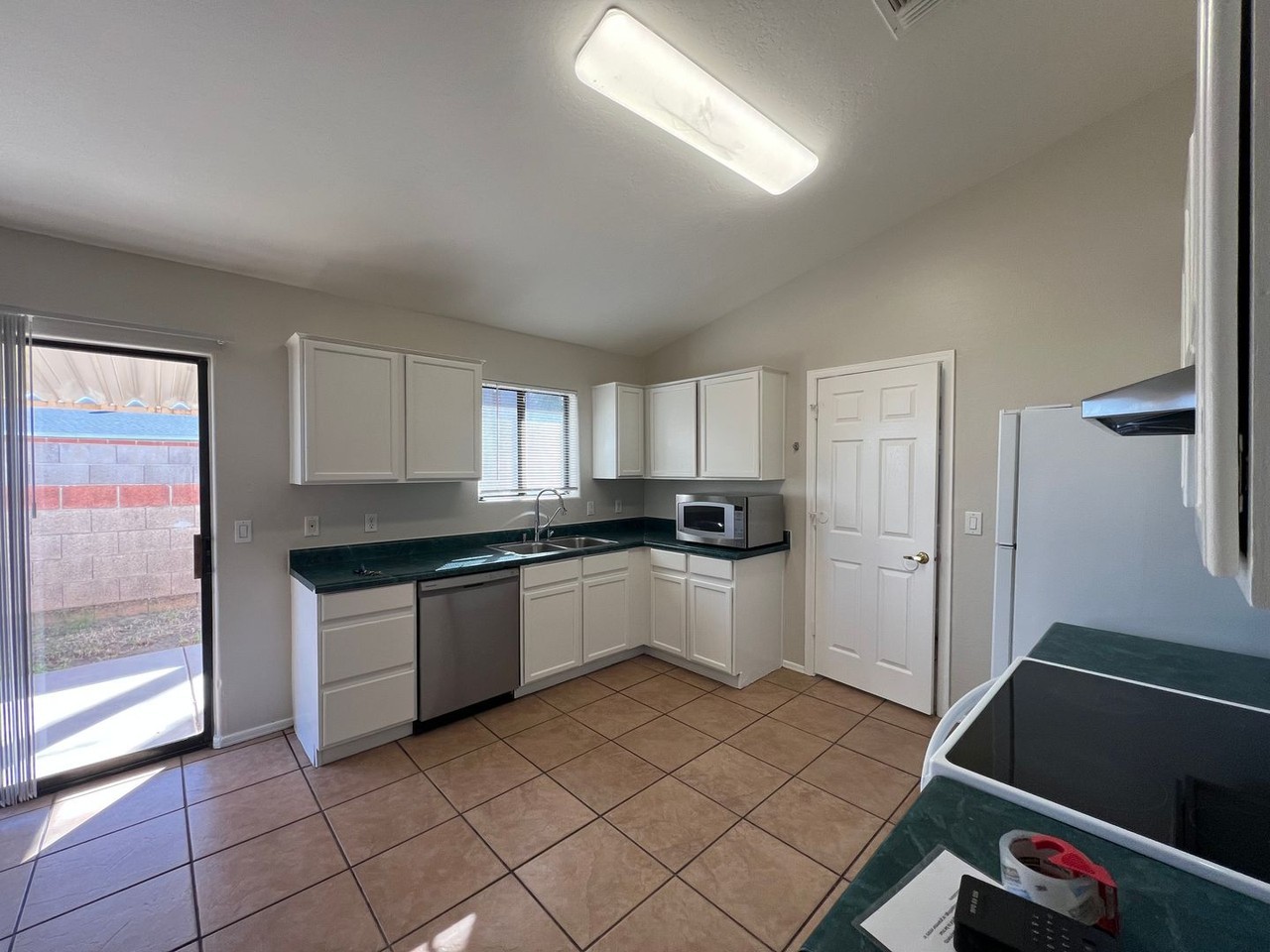 595 S Stardust Ln - Photo 4 of 17
