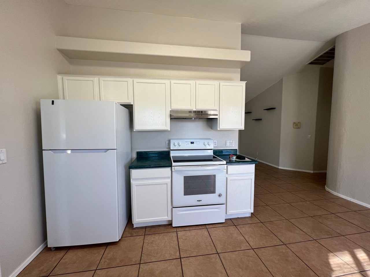 595 S Stardust Ln - Photo 6 of 17