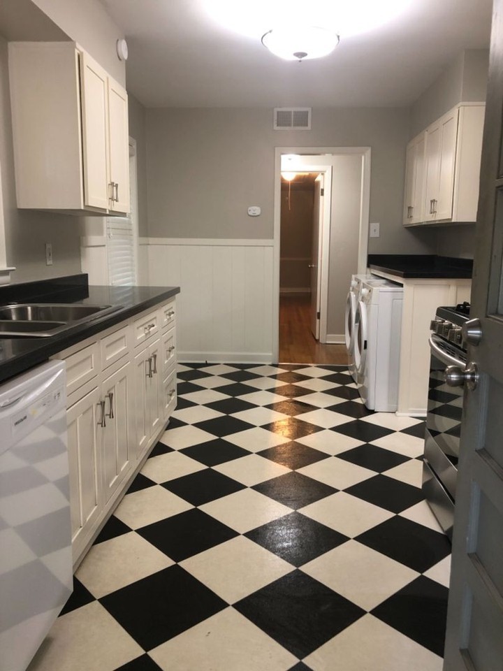 5254 Laurie Ln - Photo 3 of 14