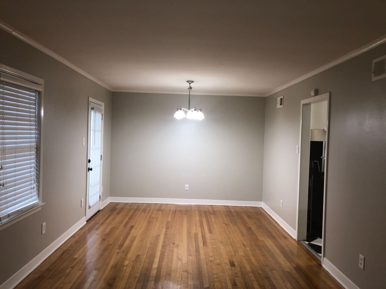 5254 Laurie Ln - Photo 4 of 14