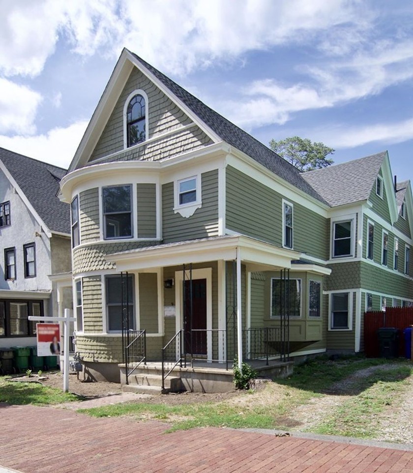 56 Mulberry St - Photo 2 of 16