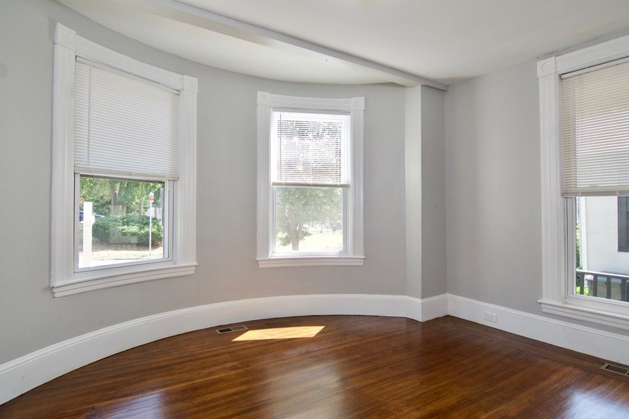 56 Mulberry St - Photo 4 of 16