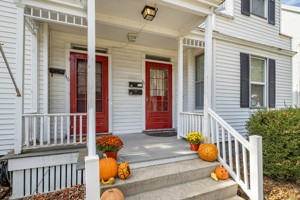 featured image of 48 Storer St
