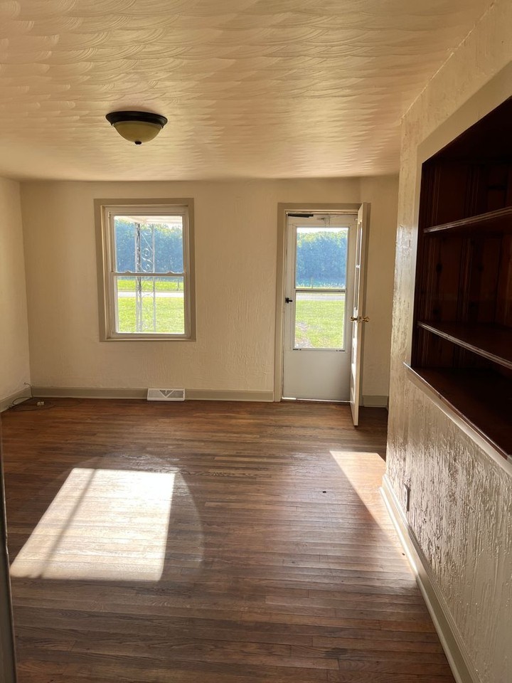 1597 Daltons Farm Ln - Photo 6 of 13