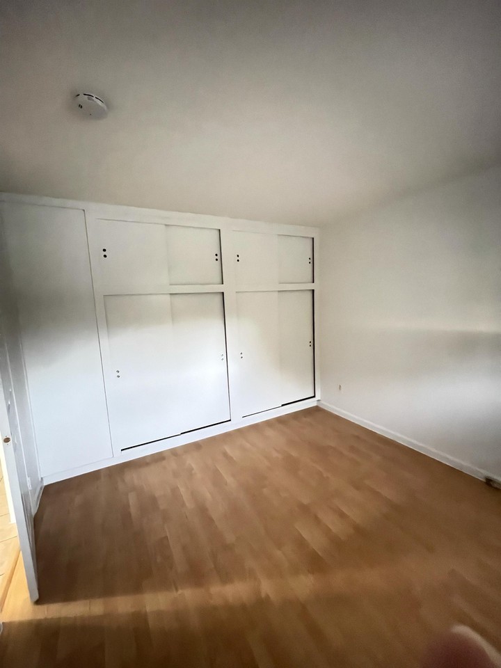 399  ROCK LLC - Photo 4 of 31