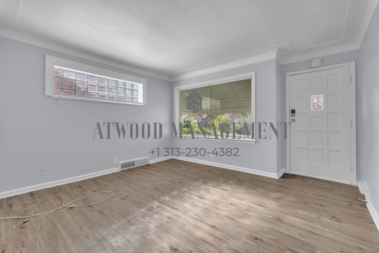 20164 Terrell St - Photo 2 of 23