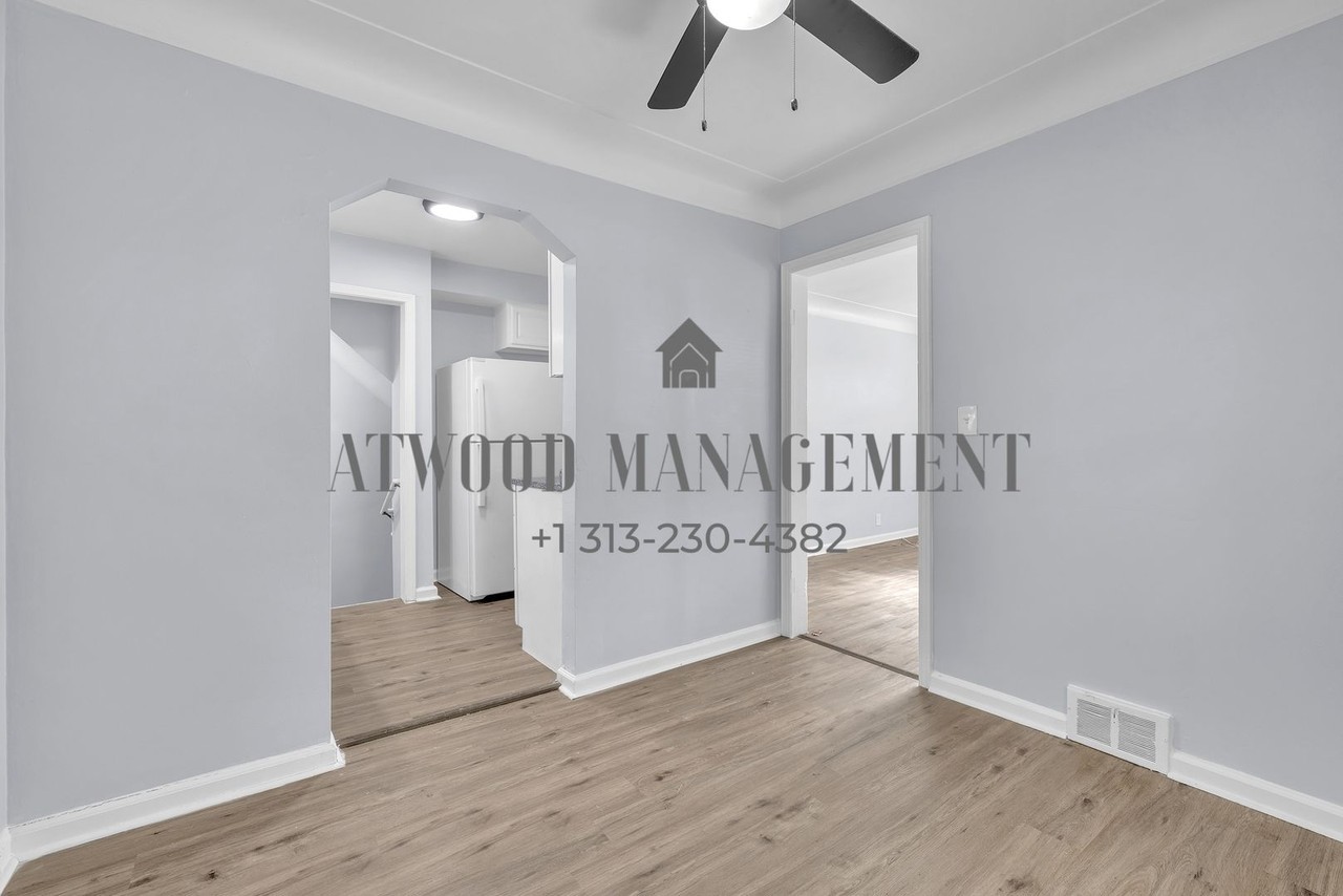 20164 Terrell St - Photo 5 of 23