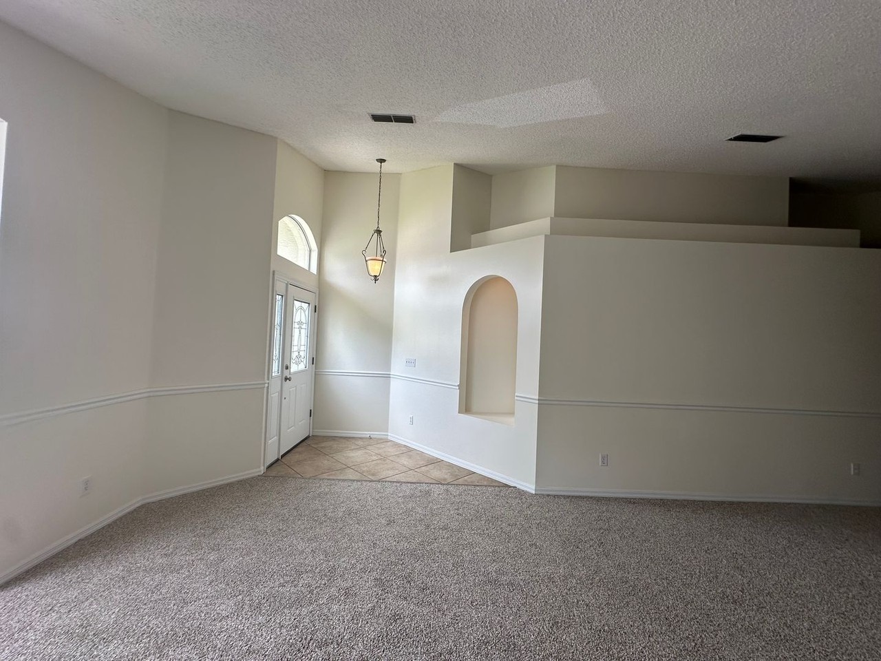 13577 Fordwell Dr - Photo 3 of 27
