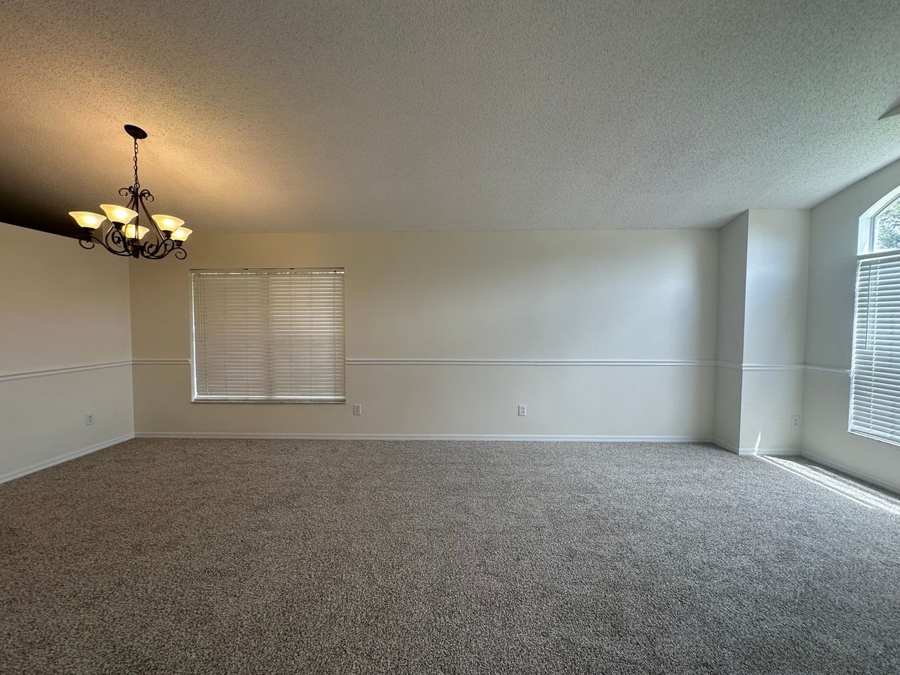 13577 Fordwell Dr - Photo 6 of 27