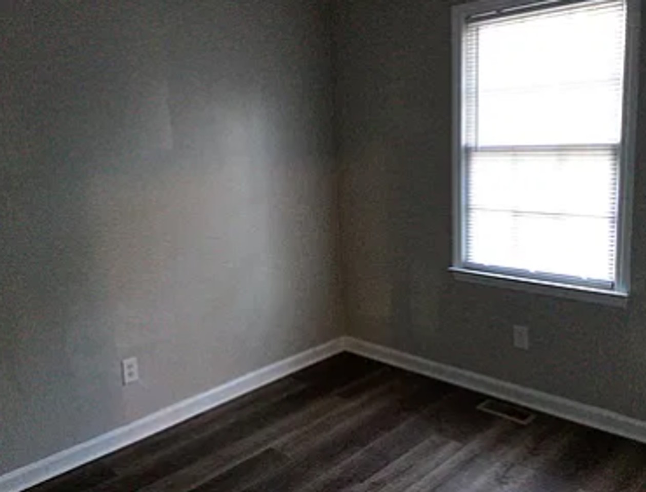 727 Oak Rd - Photo 5 of 8