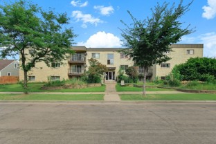 1749 Montana - Photo 1 of 1