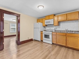 135 North Champlain St - Photo 1 of 1