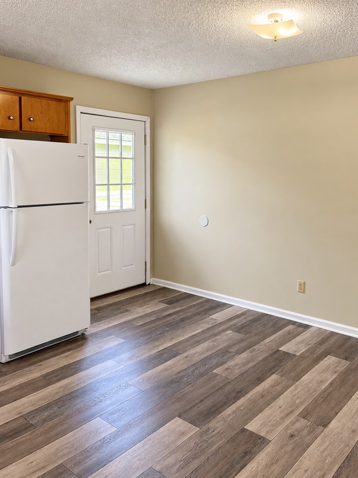 39 Talbot Ct - Photo 4 of 12