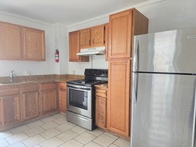 1609 Howland St - Photo 1 of 1