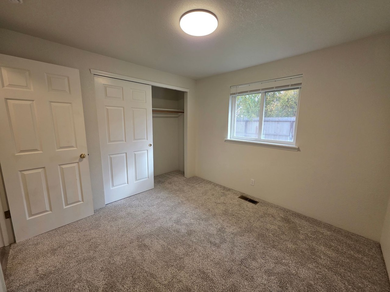 1839 Cloverlawn Dr - Photo 6 of 14