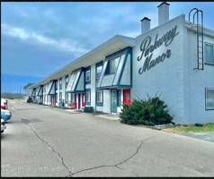 featured image of 100 Parkway Blvd