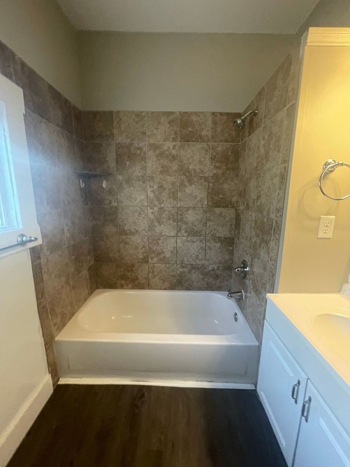 1603 N 15th St - Photo 5 of 14