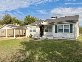 2117 Nw Denver Ave - Photo 1 of 1