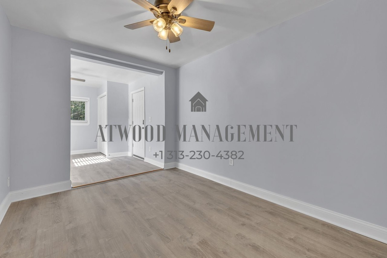15355 Auburn St - Photo 5 of 19