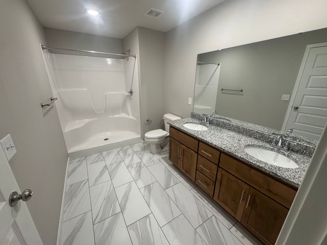883 S Parkside Cir - Photo 7 of 12