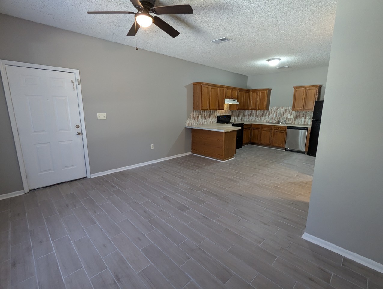 1839 Tyler Street - Photo 3 of 26