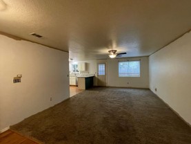 824 Beekman Ave - Photo 1 of 1
