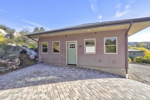 featured image of 484 S Mccormick St