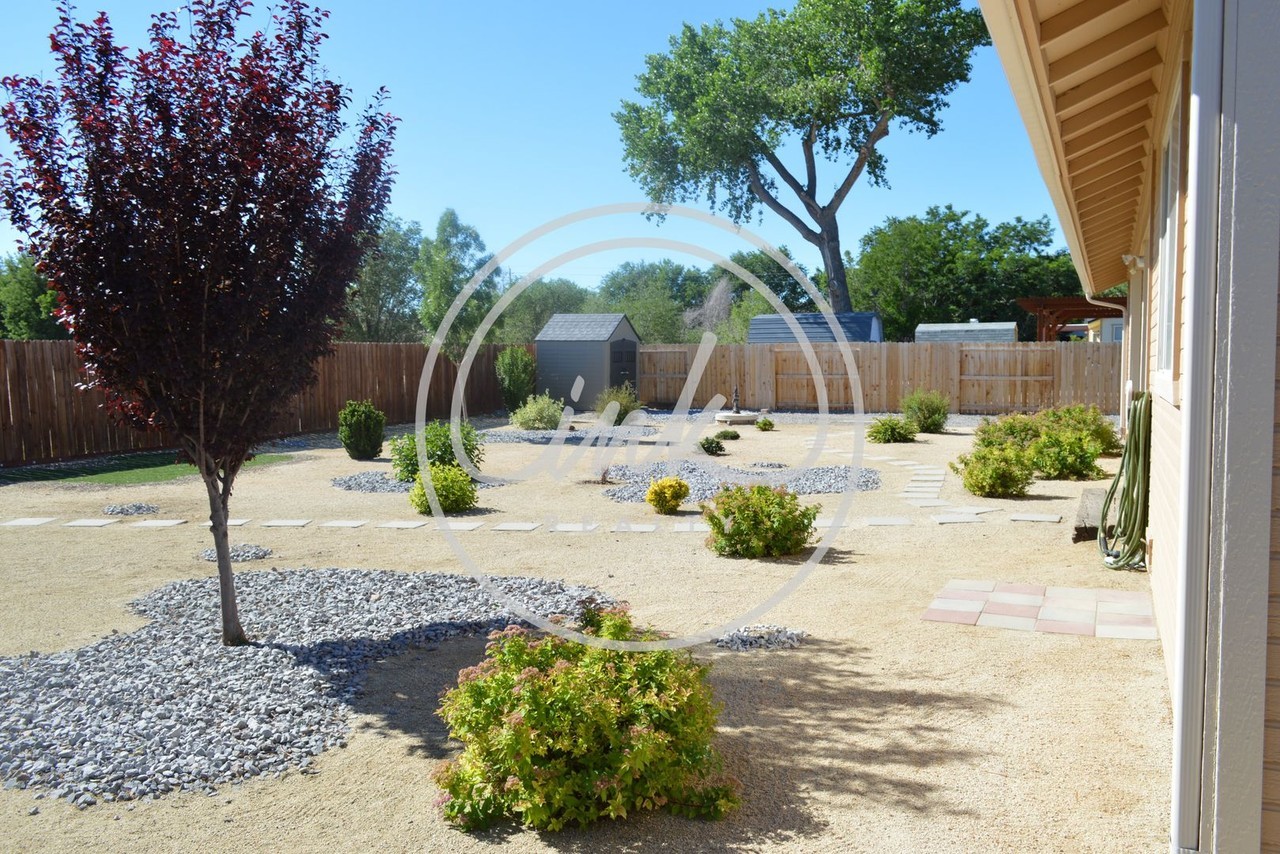 1240 Browne Ln - Photo 4 of 7