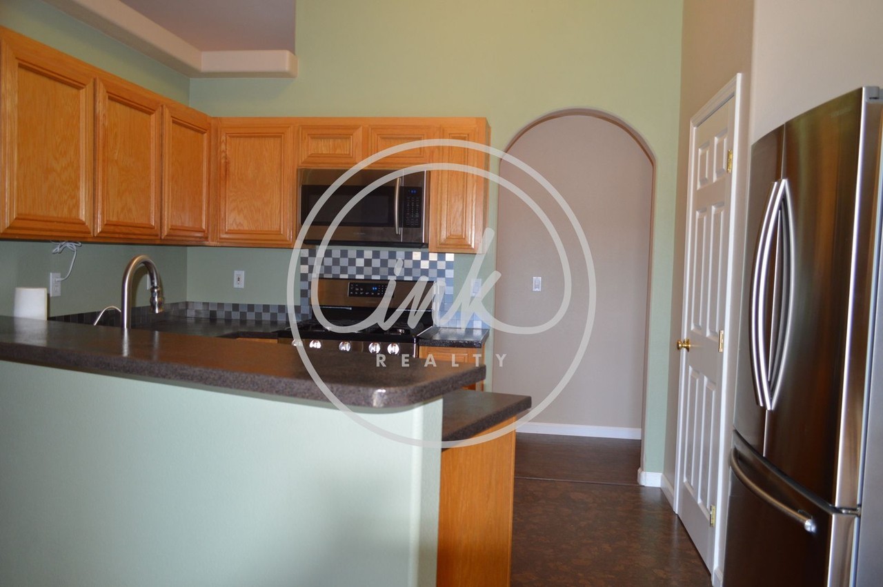 1240 Browne Ln - Photo 5 of 7