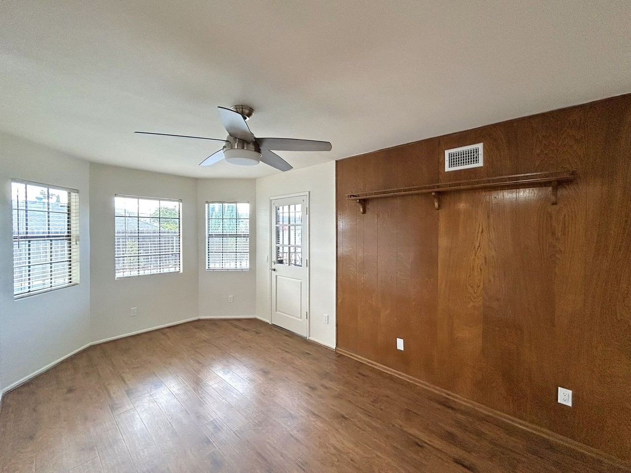 352 Gilmore Dr #352 - Photo 7 of 24