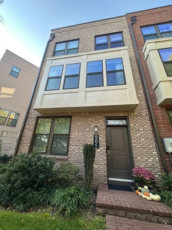 505 Shorthorn Way - Photo 2 of 13