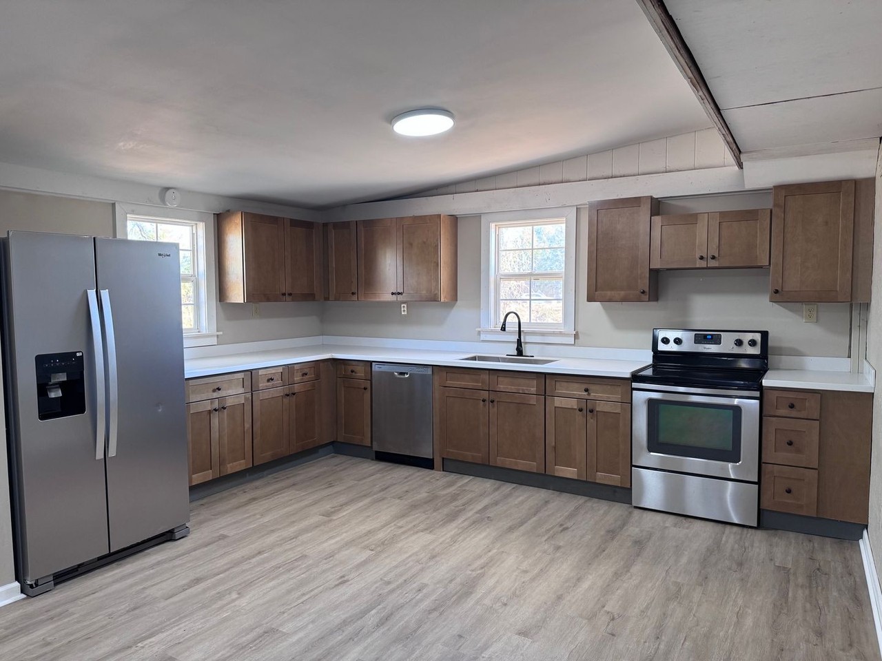 445 Edgewood Ter - Photo 6 of 29