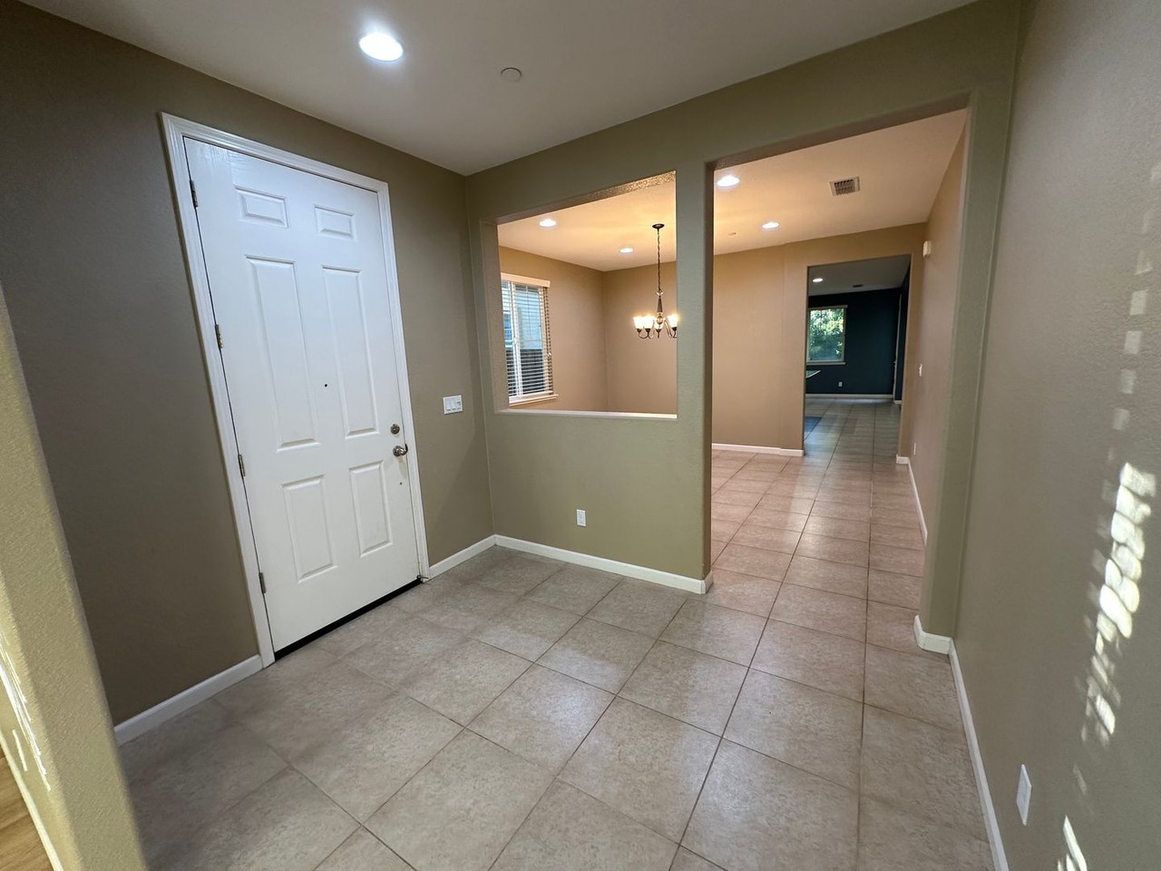 385 W Cupertino Ave - Photo 5 of 31