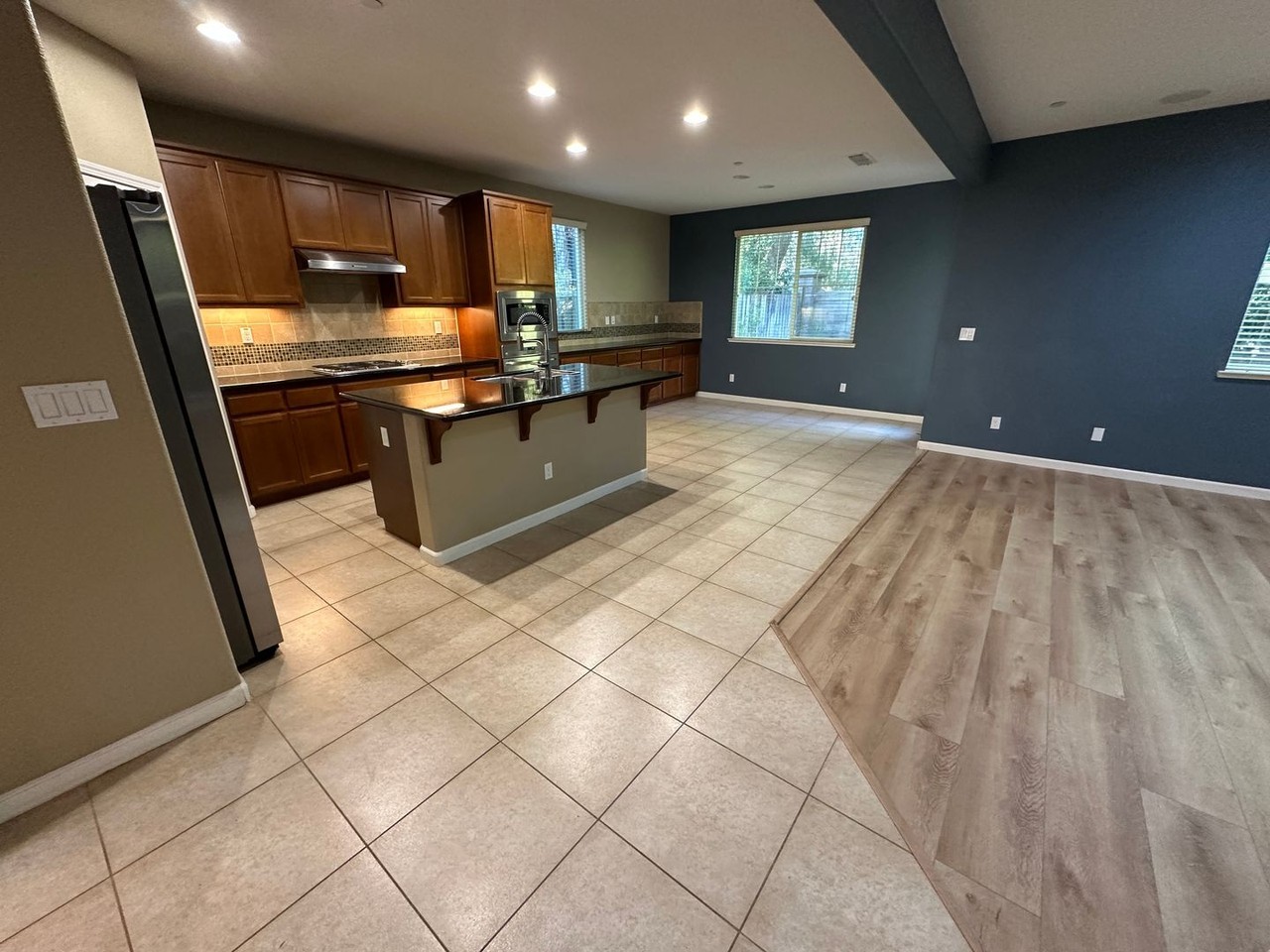 385 W Cupertino Ave - Photo 7 of 31