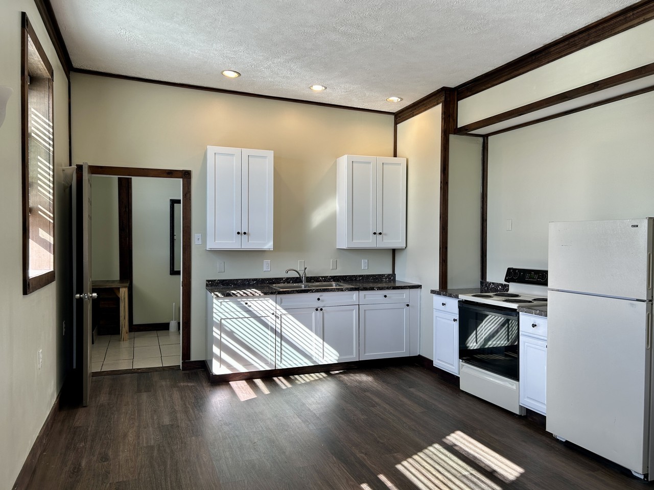 1538 Main Street - Photo 3 of 4
