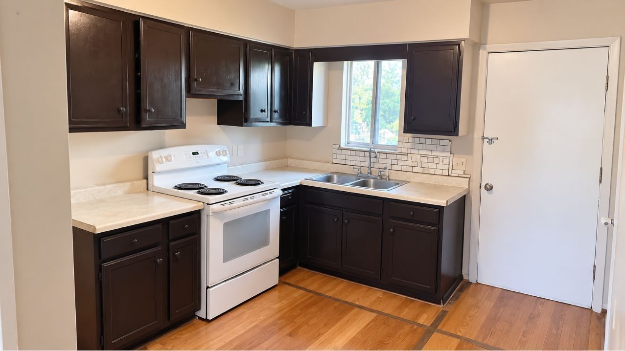 712 East Front Street - Photo 2 of 8