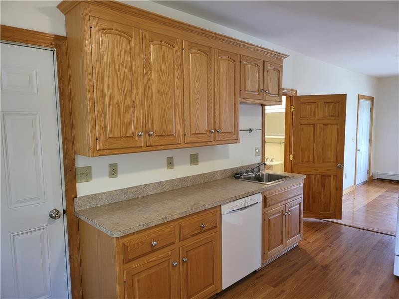 509 Pond St #2ndFLLEFT - Photo 7 of 15