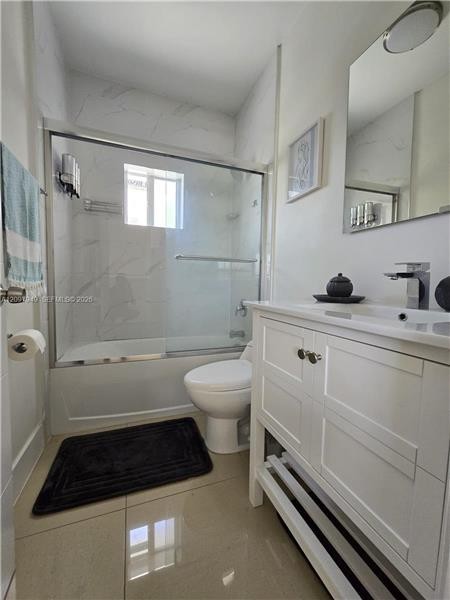 1426 NW 74th St #0 - Photo 4 of 18