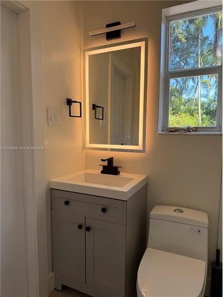 1811 N 40th Ave - Photo 5 of 11