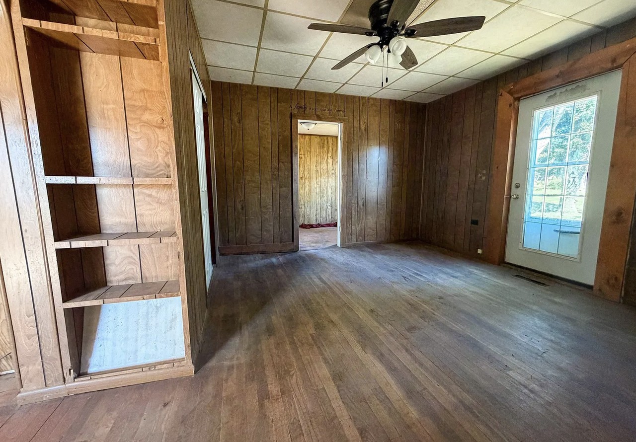 1613 Eldorado St - Photo 6 of 21