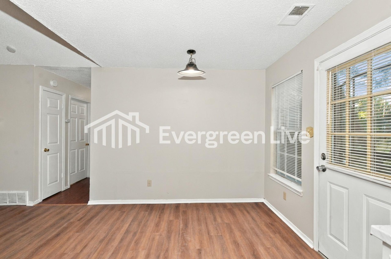 4573 Summer Creek Cv - Photo 6 of 15
