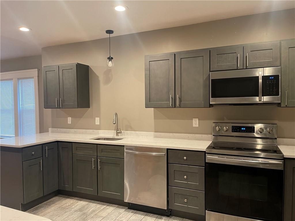 65 Wheeler Ave - Photo 2 of 10