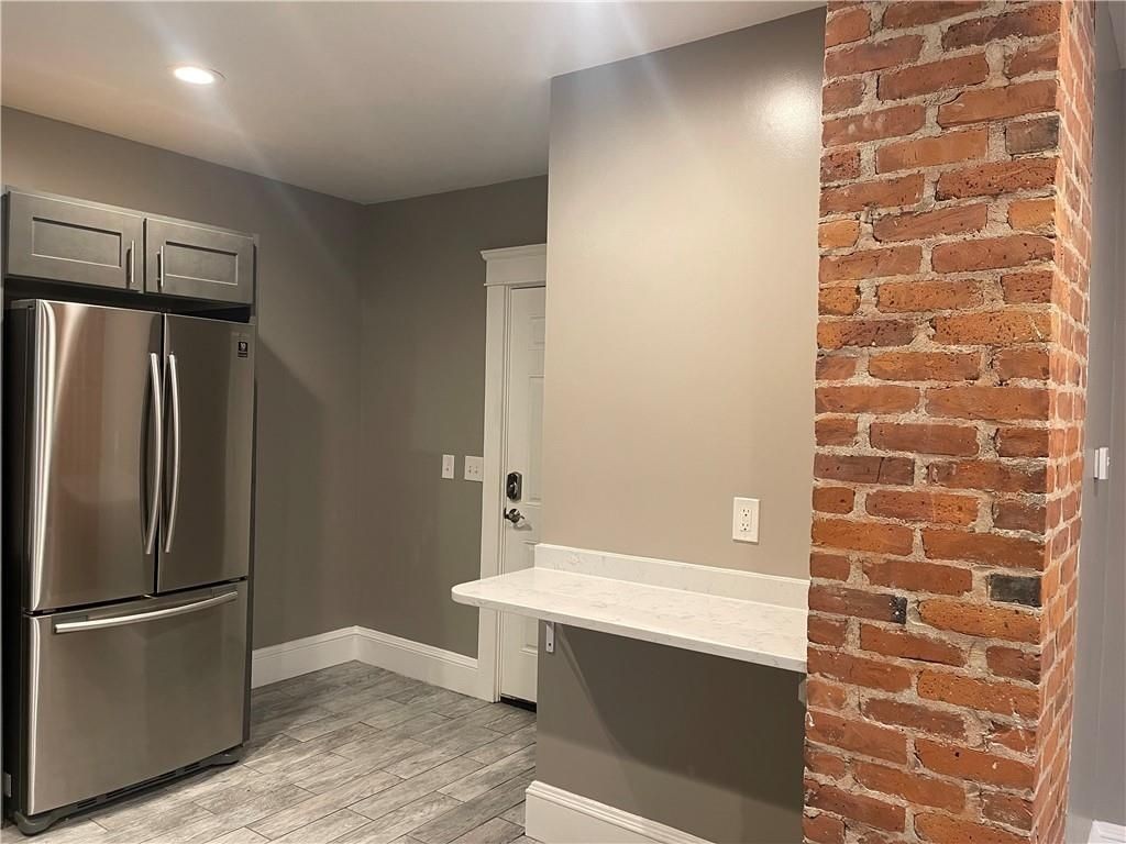 65 Wheeler Ave - Photo 4 of 10